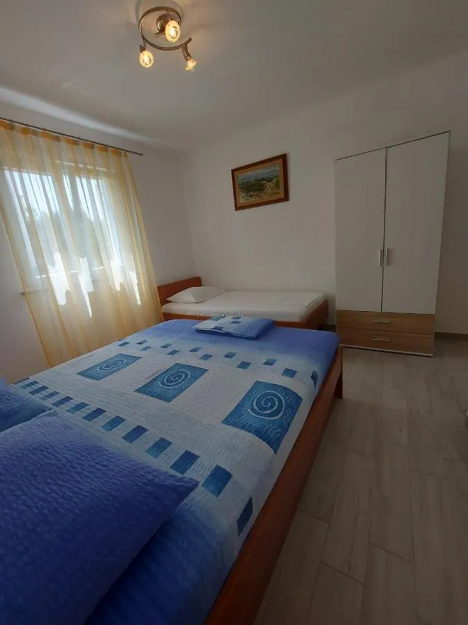 Apartment Ante Vlašići