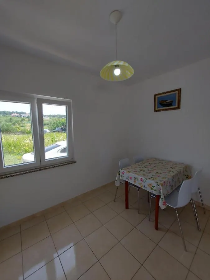 Apartment Ante Влашичи